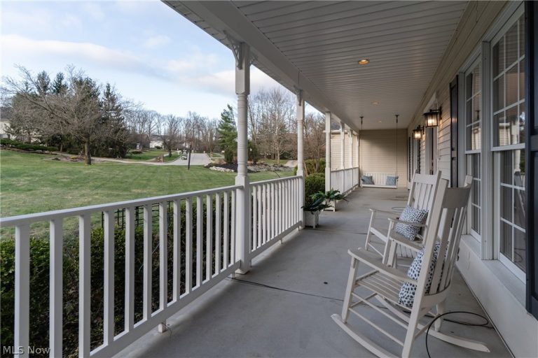 8955 Stoneybrook Drive, Broadview Heights, OH - Photo 3