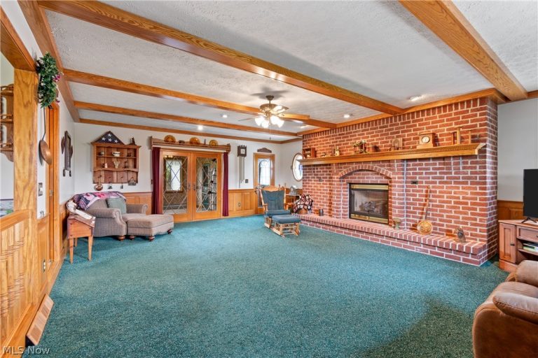 7451 Hahn Street, Louisville, OH - Photo 6