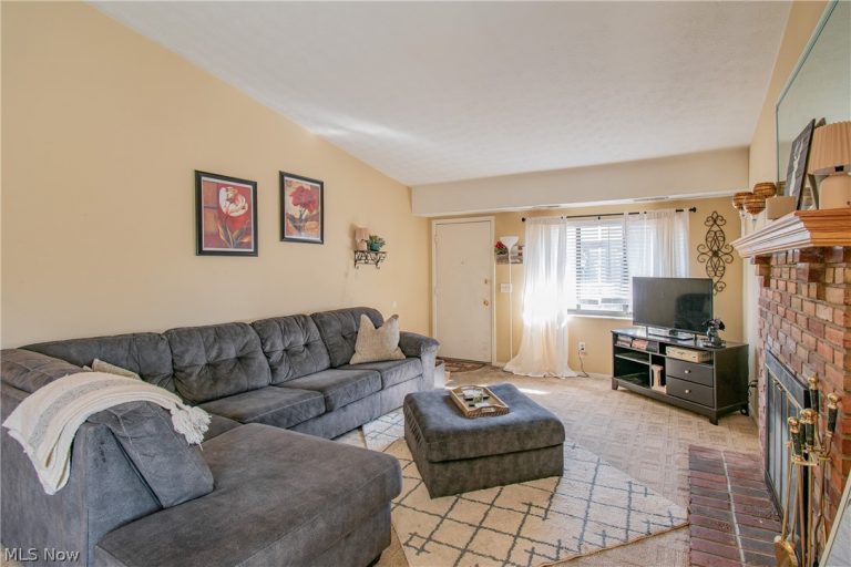 981 Kirkwall Drive #27C, Copley, OH - Photo 4