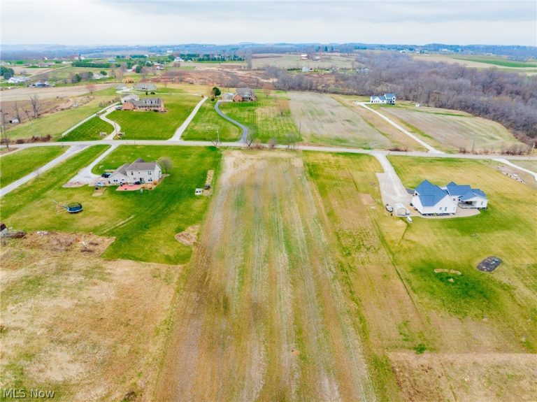 Pigeon Run Avenue, Navarre, OH, 44662