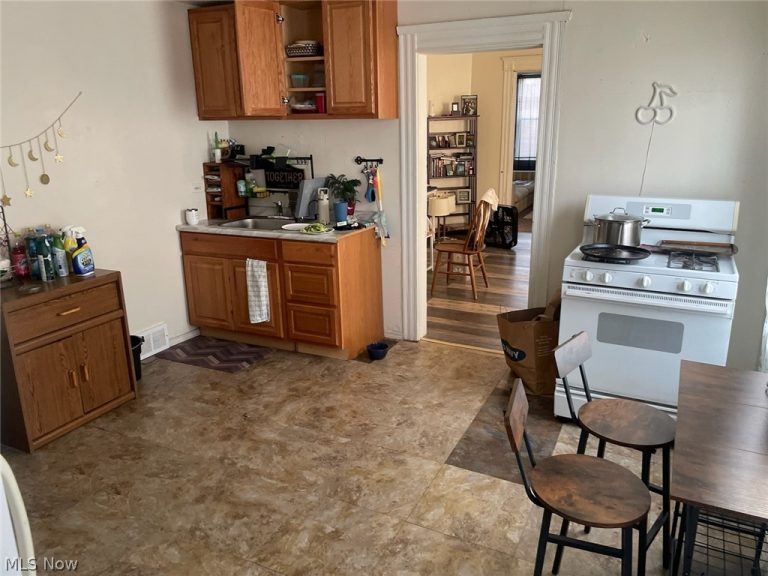 3618 49th Street, Cleveland, OH - Photo 5