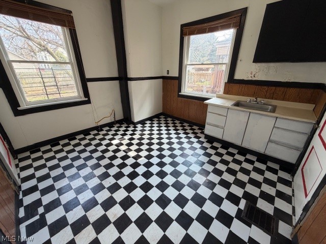 1755 63rd Street, Cleveland, OH - Photo 6