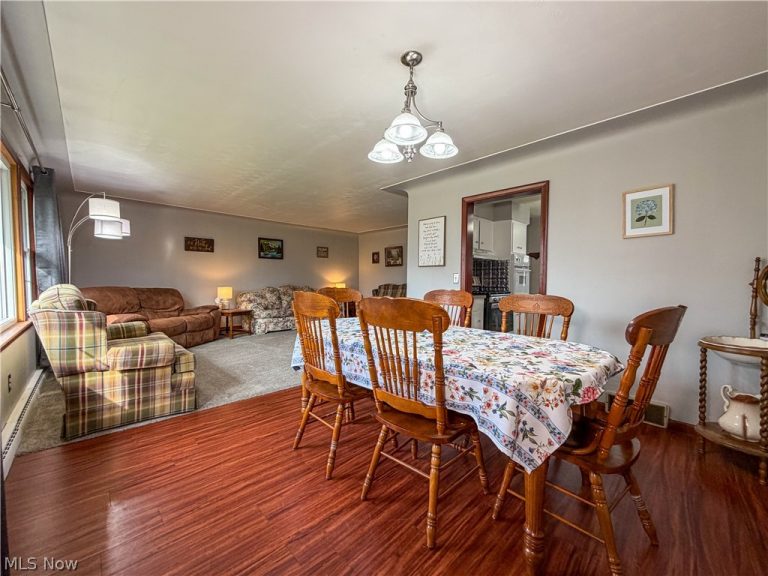 3161 Kingston Lane, Youngstown, OH - Photo 6