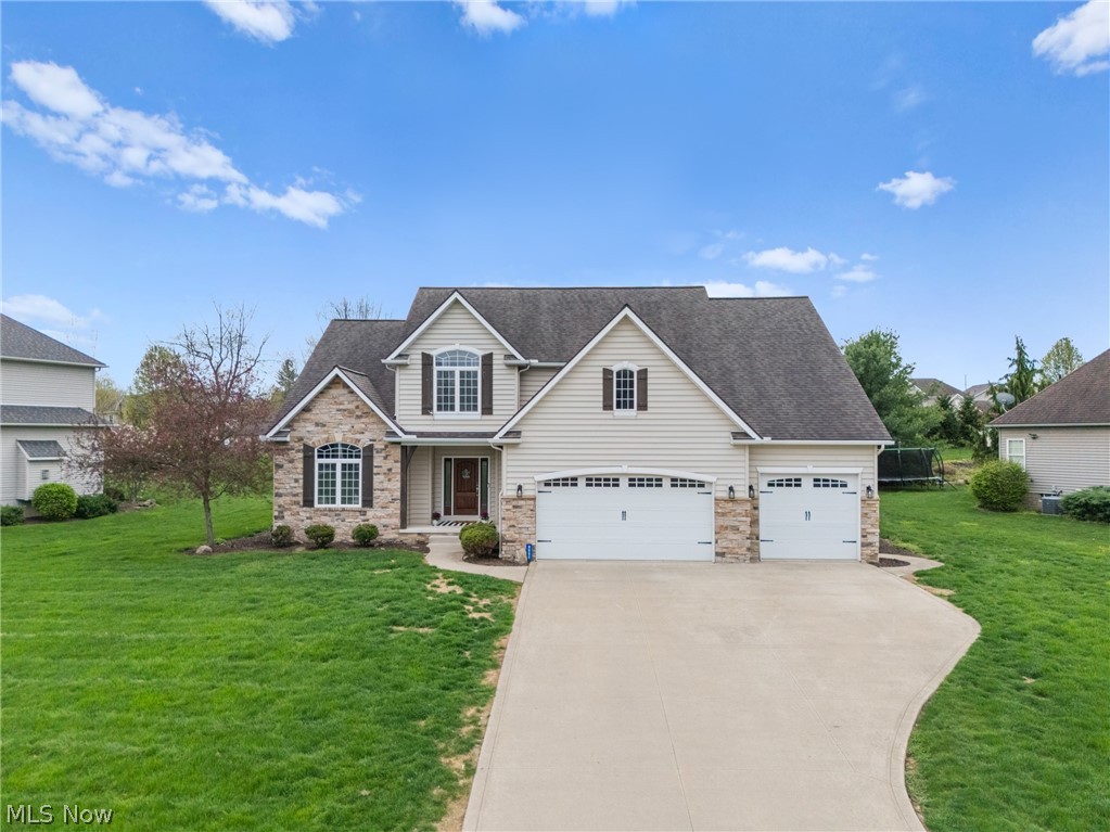 8888 Scotsbury Street, Massillon, OH