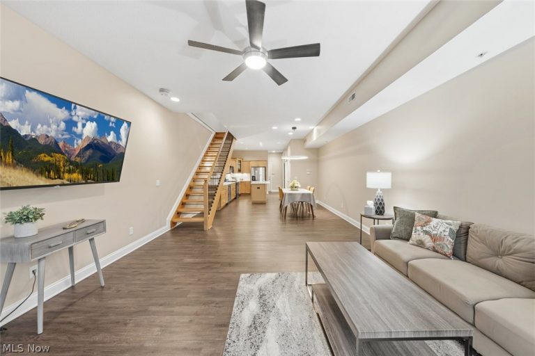 1411 Rosewood Avenue #R-208, Lakewood, OH - Photo 6