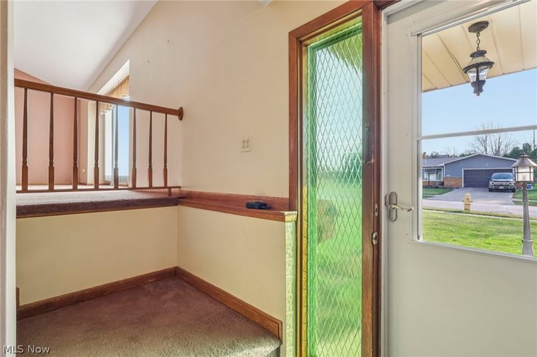 7100 Trevor Lane, Parma, OH - Photo 4