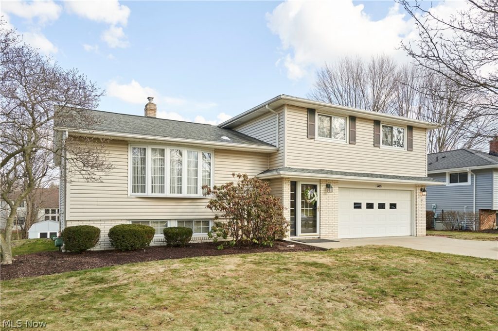 6403 Huntington Drive, Solon, OH