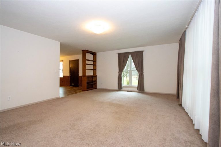 2180 Carr Road, Orrville, OH - Photo 4