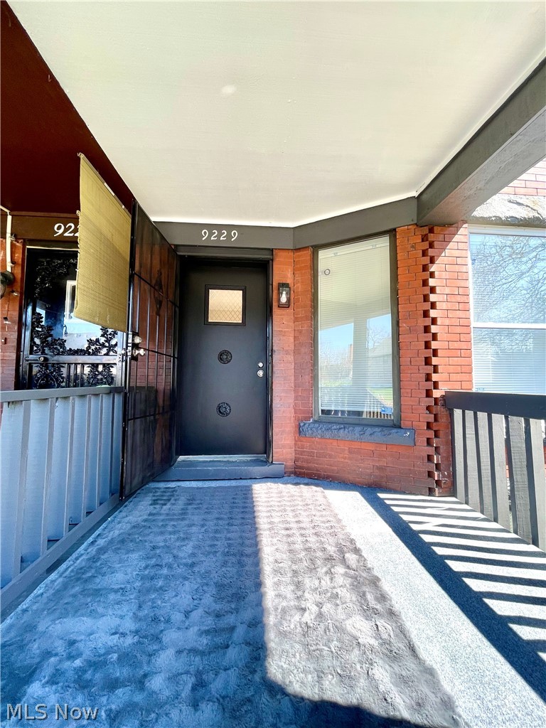 9229 Rosalind Avenue, Cleveland, OH - Photo 2