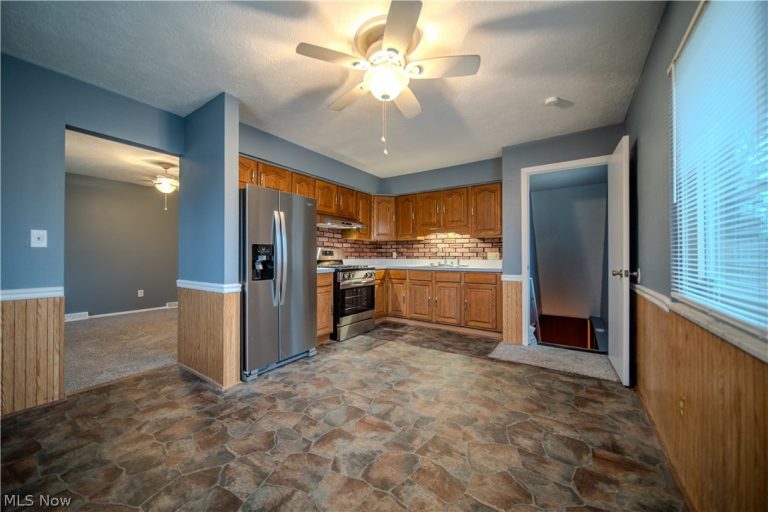 818 Jean Avenue, Akron, OH - Photo 6