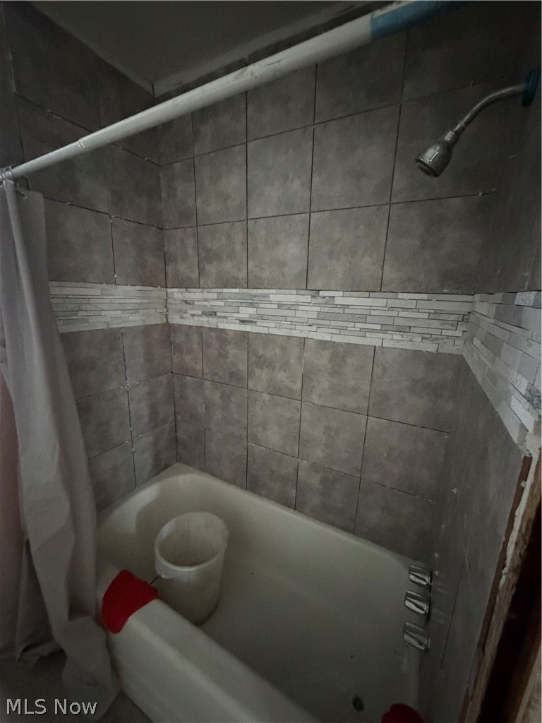 10708 Grantwood Avenue, Cleveland, OH - Photo 8