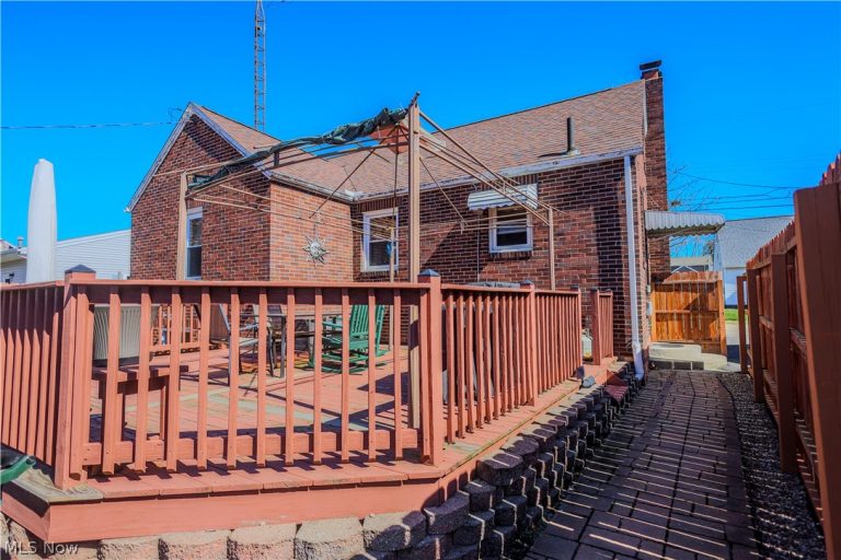 319 Superior Street, Louisville, OH - Photo 3