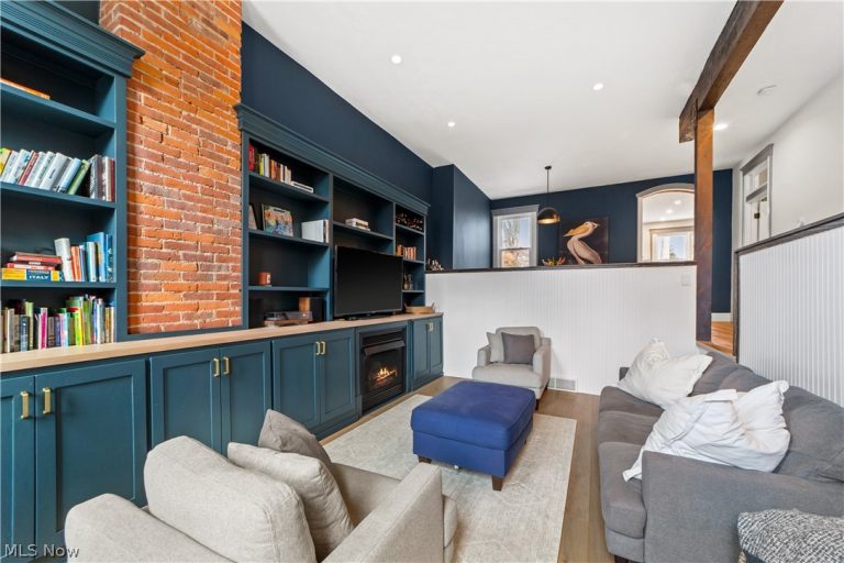 3060 Mabel Court #4, Cleveland, OH - Photo 5