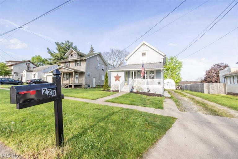 228 Liberty Street, Spencer, OH - Photo 6