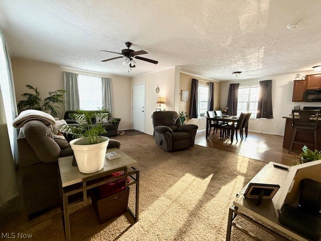 362 Pin Oak Circle, Elyria, OH - Photo 4