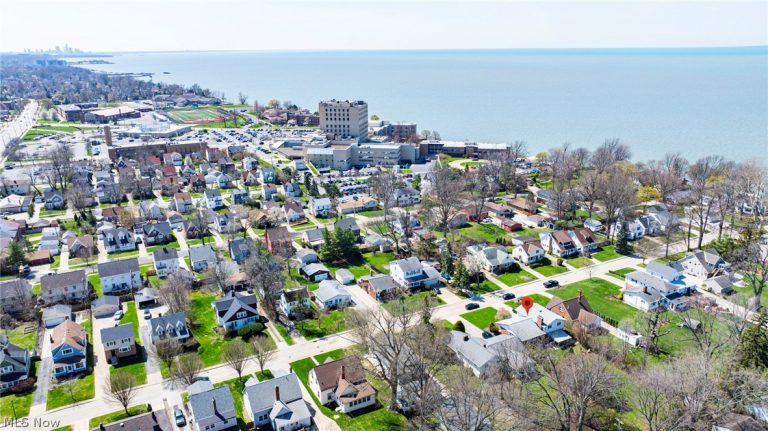 131 194th Street, Euclid, OH - Photo 6