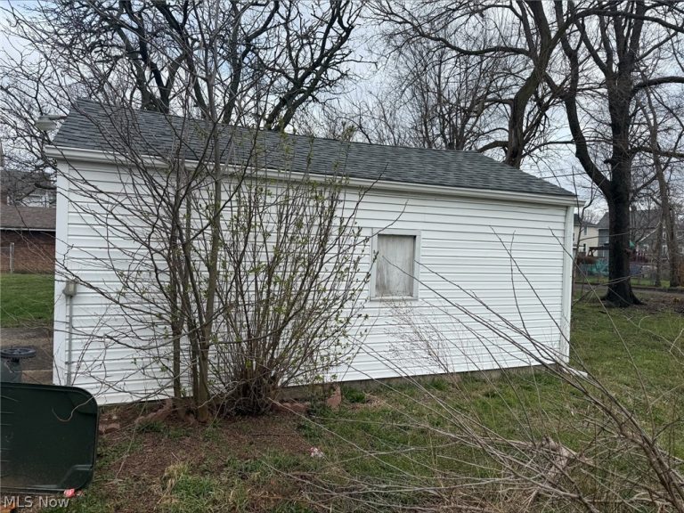 230 Arlington Avenue, Canton, OH - Photo 6