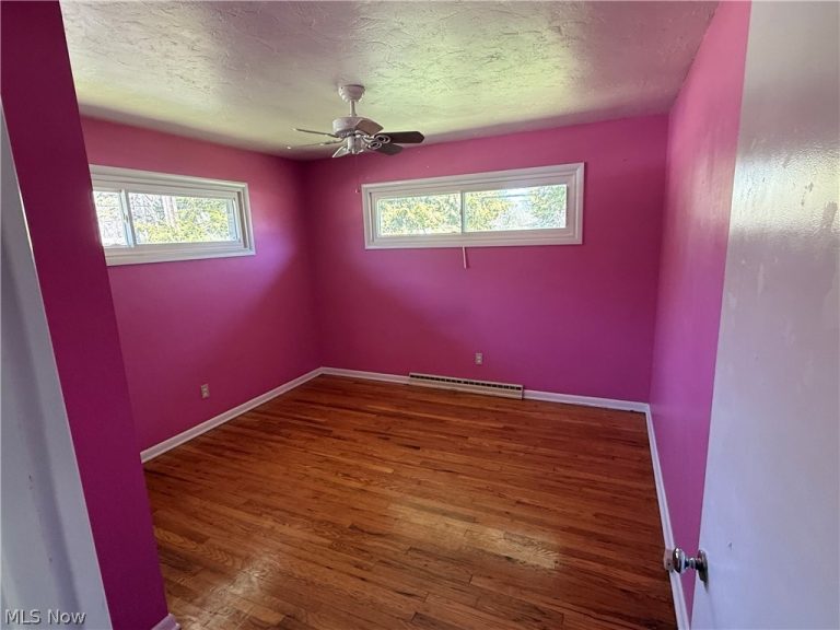 4362 Porter Road, North Olmsted, OH - Photo 6