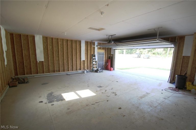 4599 Abbeyville Road, Medina, OH - Photo 2