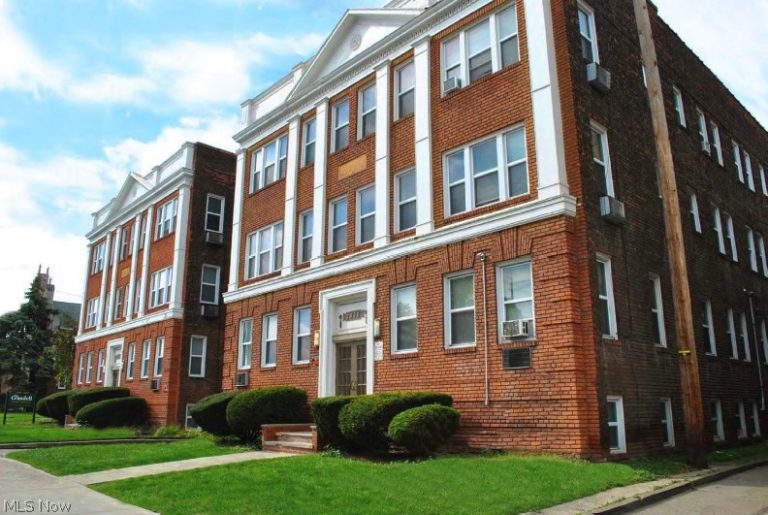 2836 130th Street #1L, Cleveland, OH, 44120