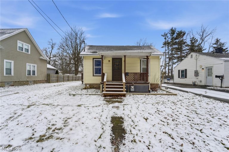 1031 Thayer Avenue, Ashtabula, OH, 44004