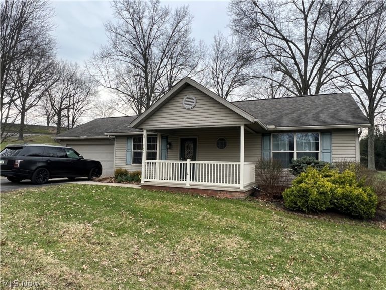 945 Jackson Street, Millersburg, OH, 44654