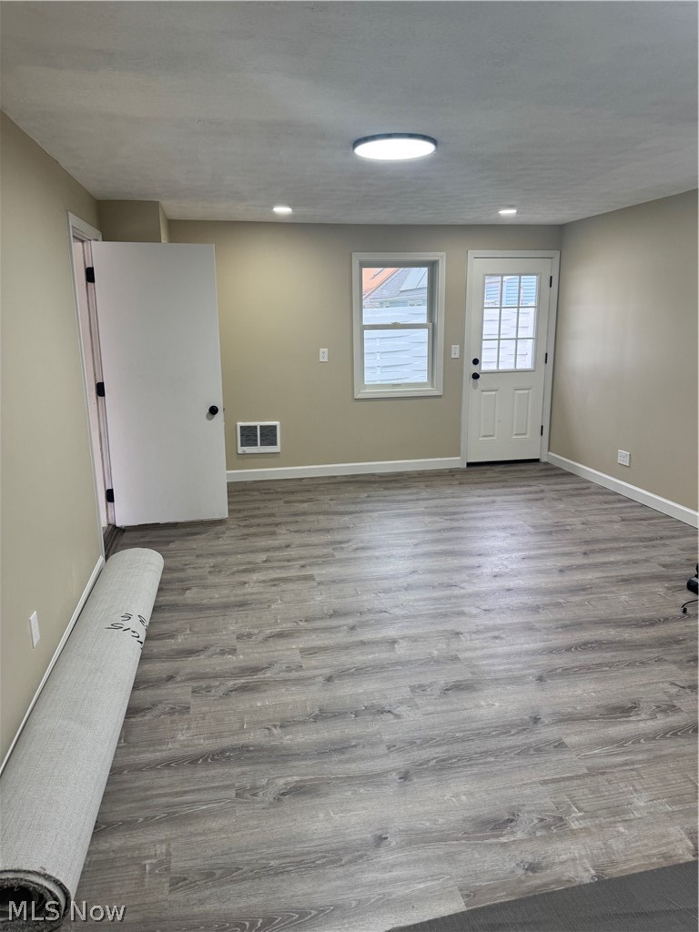 565 Irving Park Boulevard, Sheffield Lake, OH - Photo 5