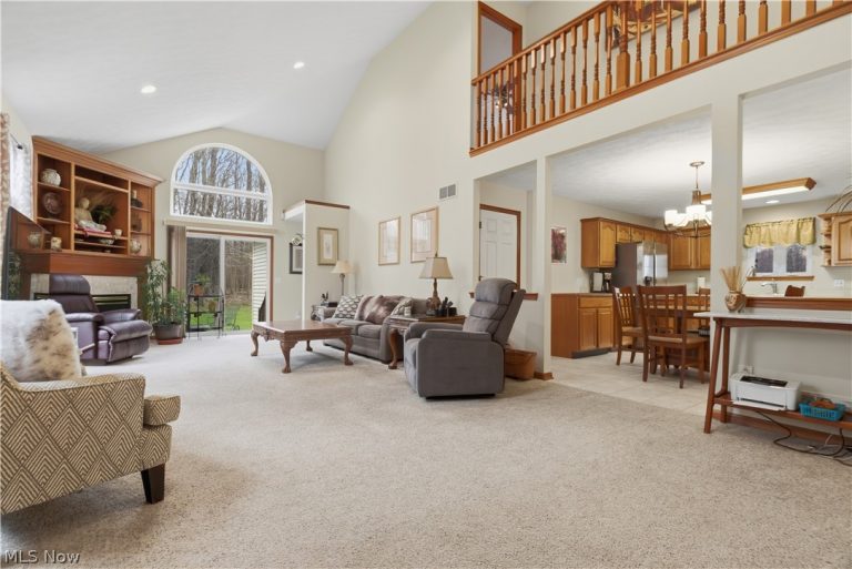 9433 Scottsdale Drive, Broadview Heights, OH - Photo 8