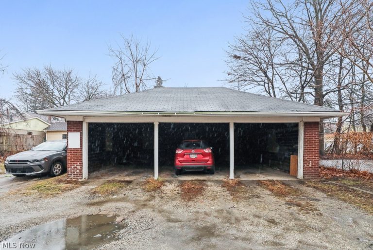 539 Cuyahoga Falls Avenue, Akron, OH - Photo 8