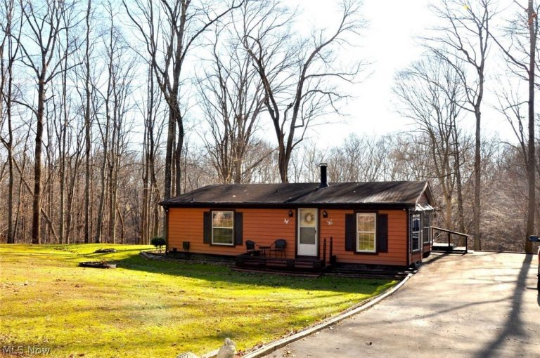 2620 Burnett Road, Cutler, OH - Photo 2