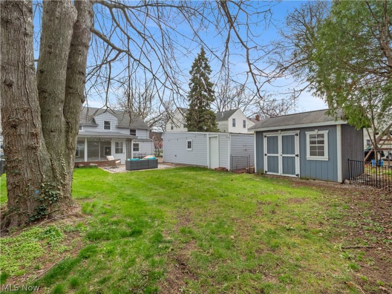 540 Kenilworth Road, Bay Village, OH - Photo 4