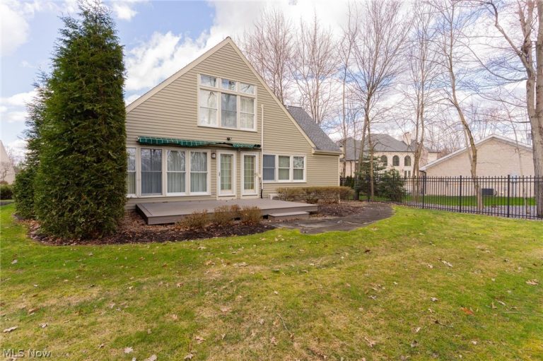 600 The Greens, Howland, OH - Photo 5