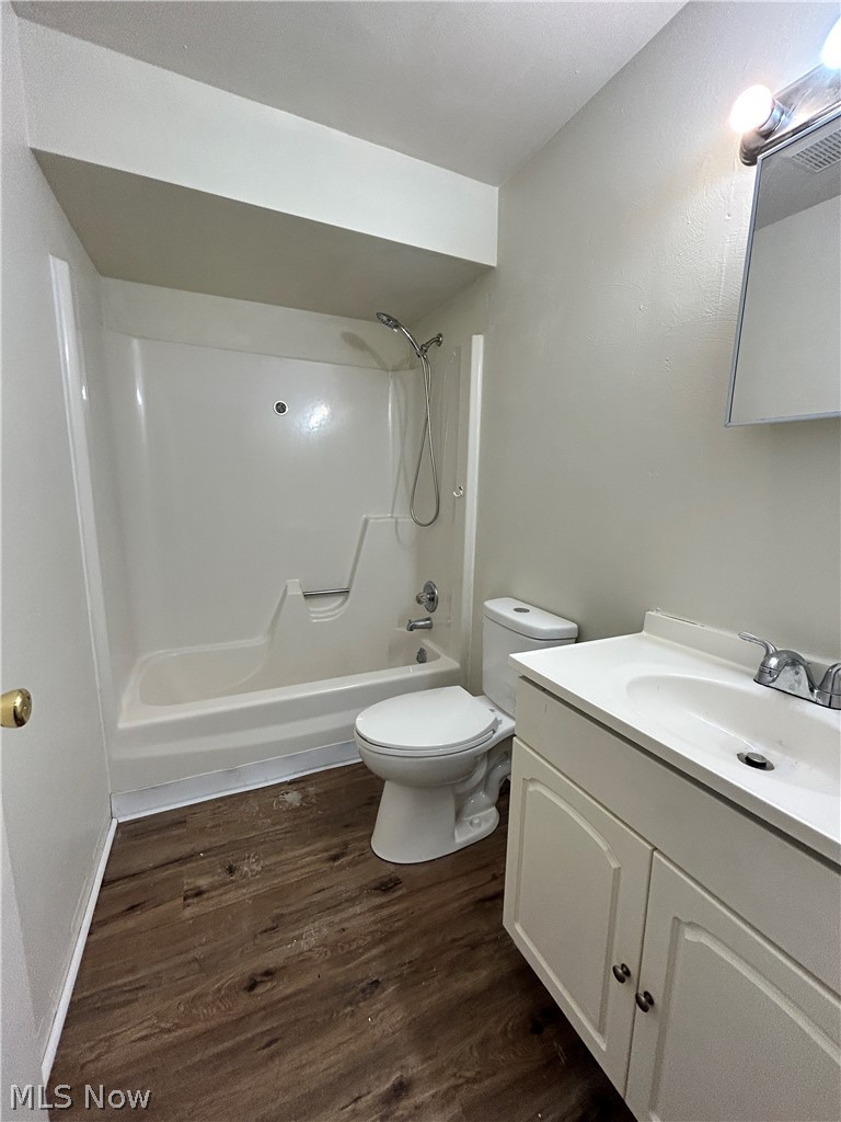 213 Concord Ct. #5, Weirton, WV - Photo 8