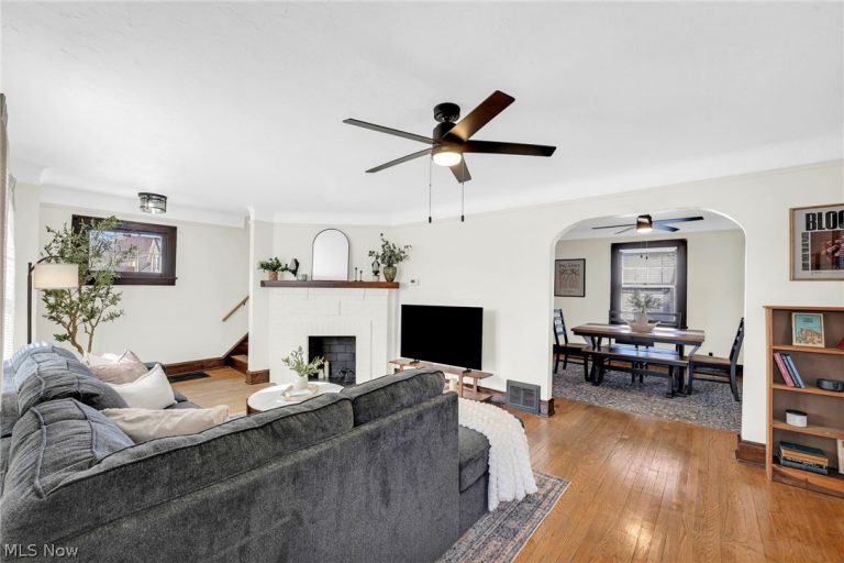 17608 Puritas Avenue, Cleveland, OH - Photo 6