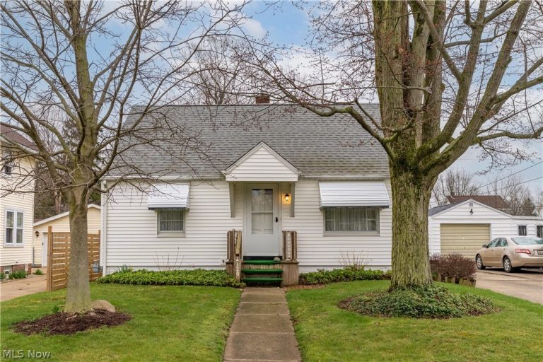 2120 Blenheim Avenue, Alliance, OH, 44601