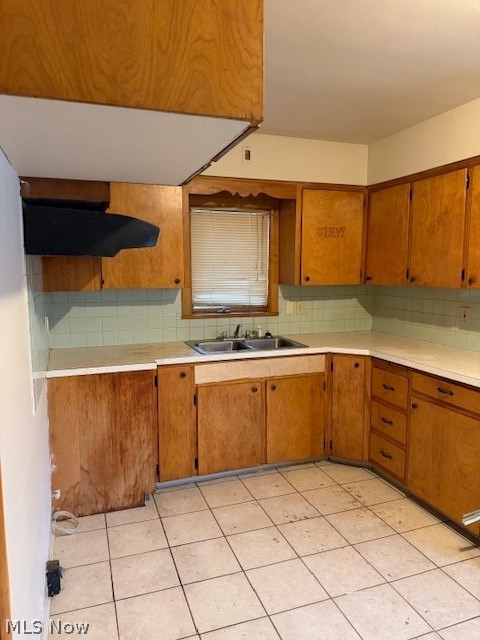 1561 Bradford, Warren, OH - Photo 2