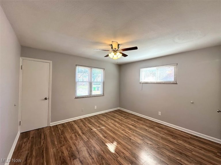 1530 254th Street, Euclid, OH - Photo 8