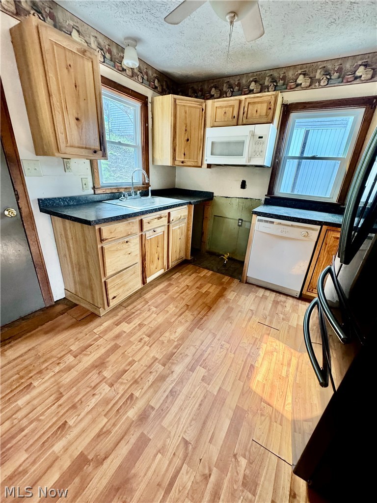 115 Leland Avenue, Marietta, OH - Photo 8