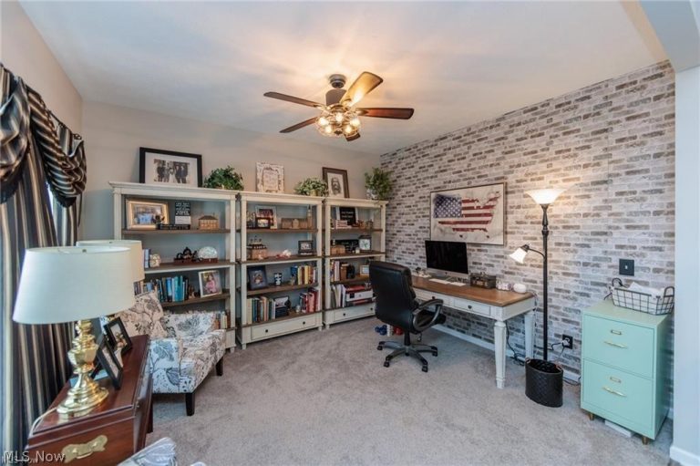 2488 Carlene Avenue, Massillon, OH - Photo 2