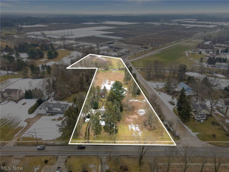 38841 Detroit Road, Avon, OH - Photo 2