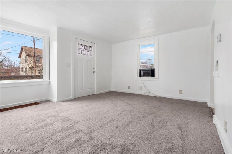 442 Fenton Avenue, Canton, OH - Photo 8