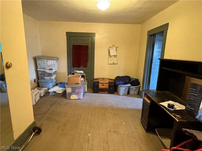 759 Gaylord Avenue, Masury, OH - Photo 3