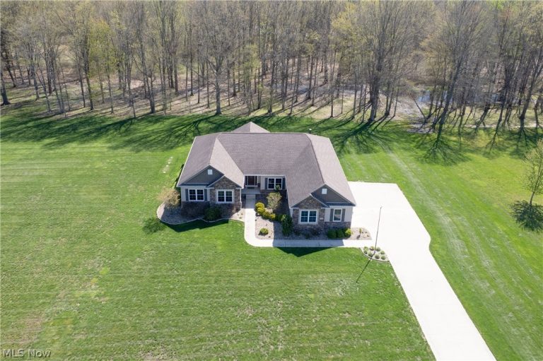 3952 Heron Creek Drive, Rootstown, OH - Photo 4