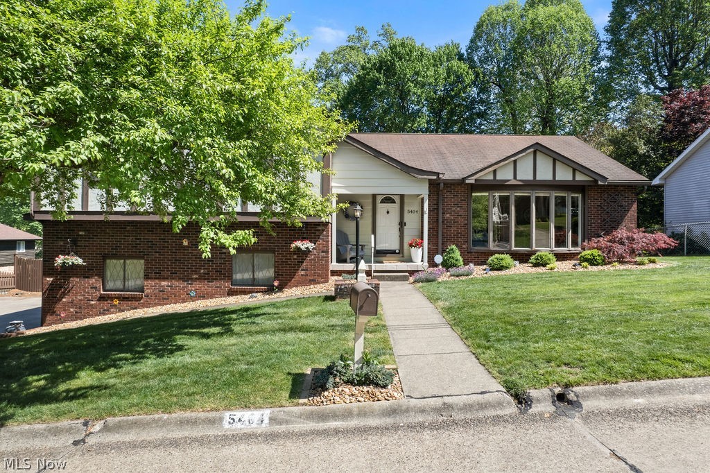5404 11th Avenue, Vienna, WV
