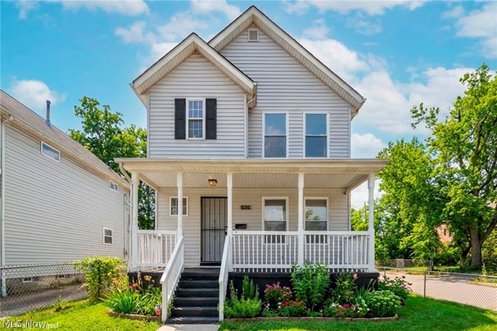 10870 Mount Overlook Avenue, Cleveland, OH