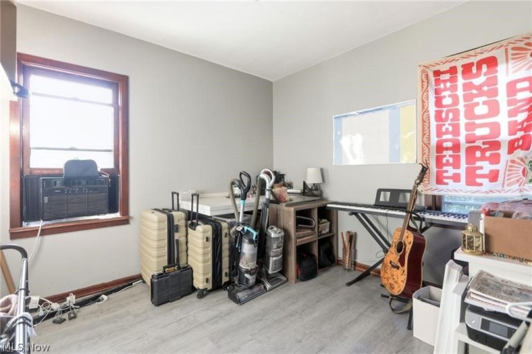 3319 111th Street, Cleveland, OH - Photo 3