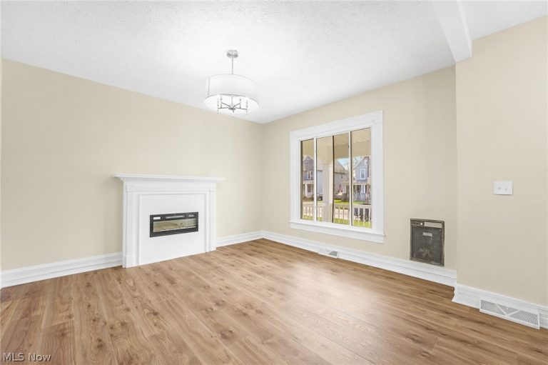 322 9th Street, Lorain, OH - Photo 4