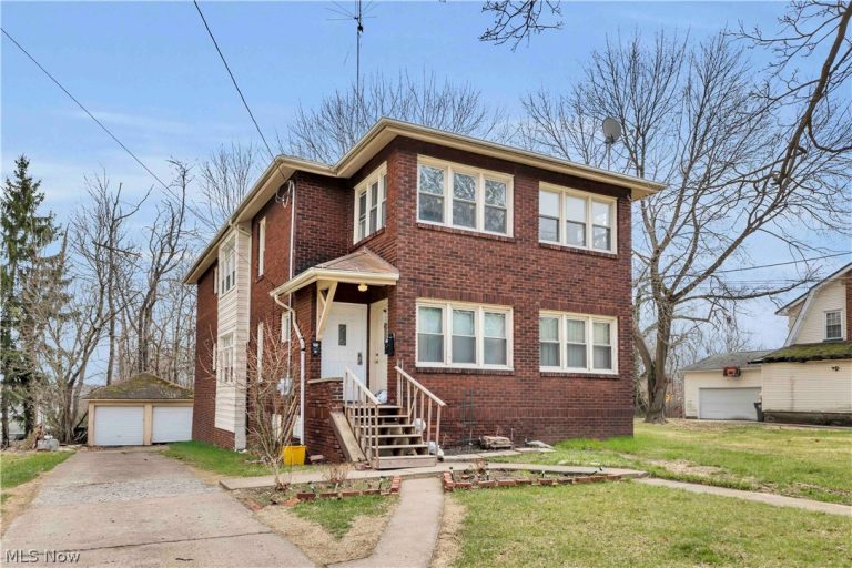 2417-2419 Elm Street, Youngstown, OH - Photo 2