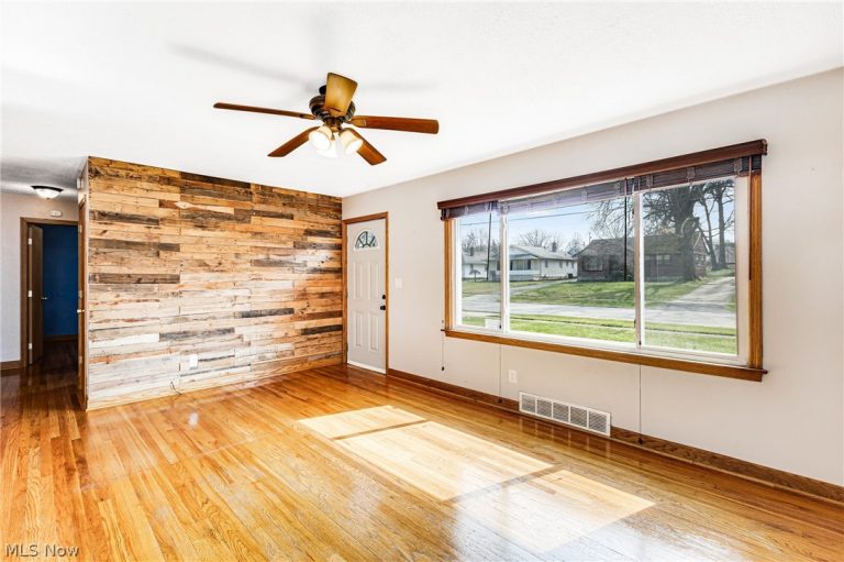 1440 Eastland Avenue, Warren, OH - Photo 8