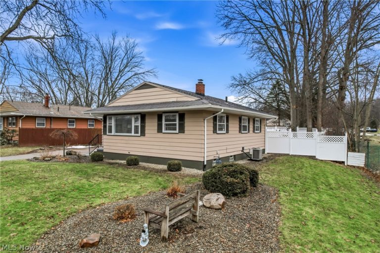 1323 Old Forge Road, Niles, OH - Photo 2